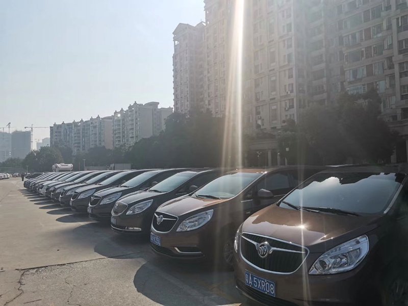 商务租车市场动态：灵活高效的交通解决方案